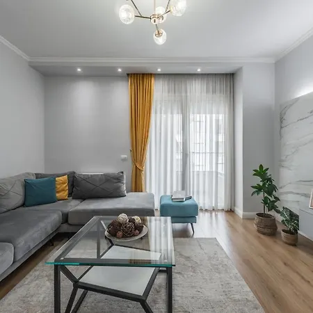 Luxurious Modern * Durrës